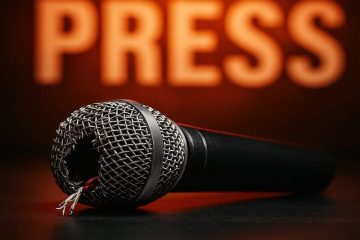 Mídia, Censura e Repressão: A Informação Como Fronteira da Liberdade em África Mídia, Censura e Repressão: A Informação Como Fronteira da Liberdade em África